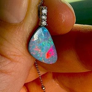Opal doublet pendant